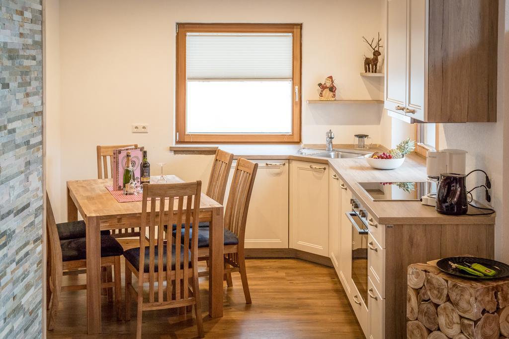 Zugspitzchalets Biberwier Habitación foto